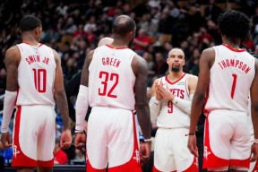 爱游戏体育-穆古鲁扎新星领先优势明显表现突出，热火前途光明！