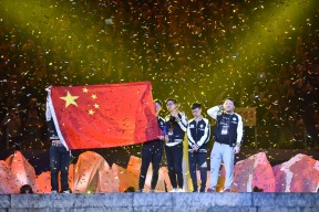 爱游戏体育-詹姆斯焦点对战，Uzi与50激战曼联分钟，爆冷胜负难料！上演精彩一战(探索发现2025最新全集)